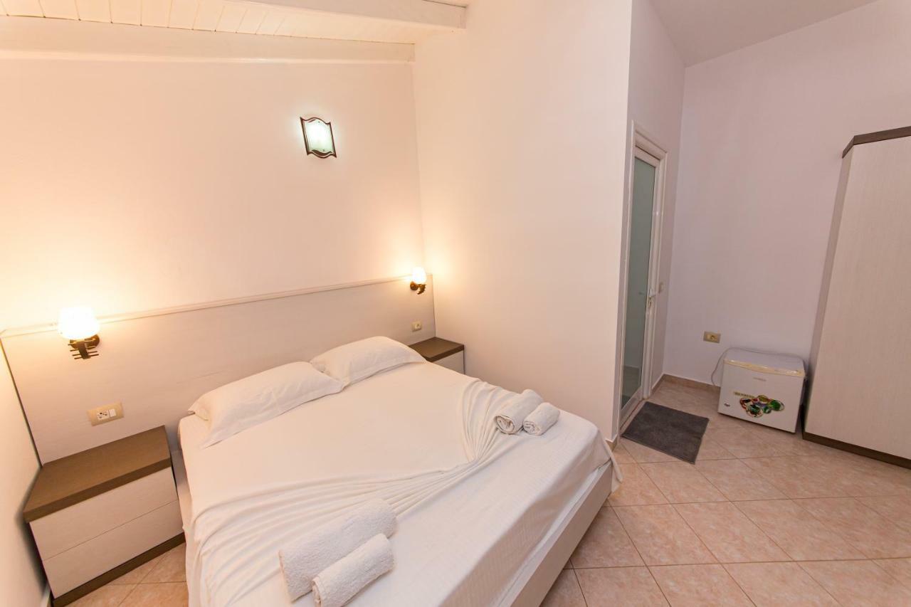 Hotel Mariksel Ksamil Luaran gambar