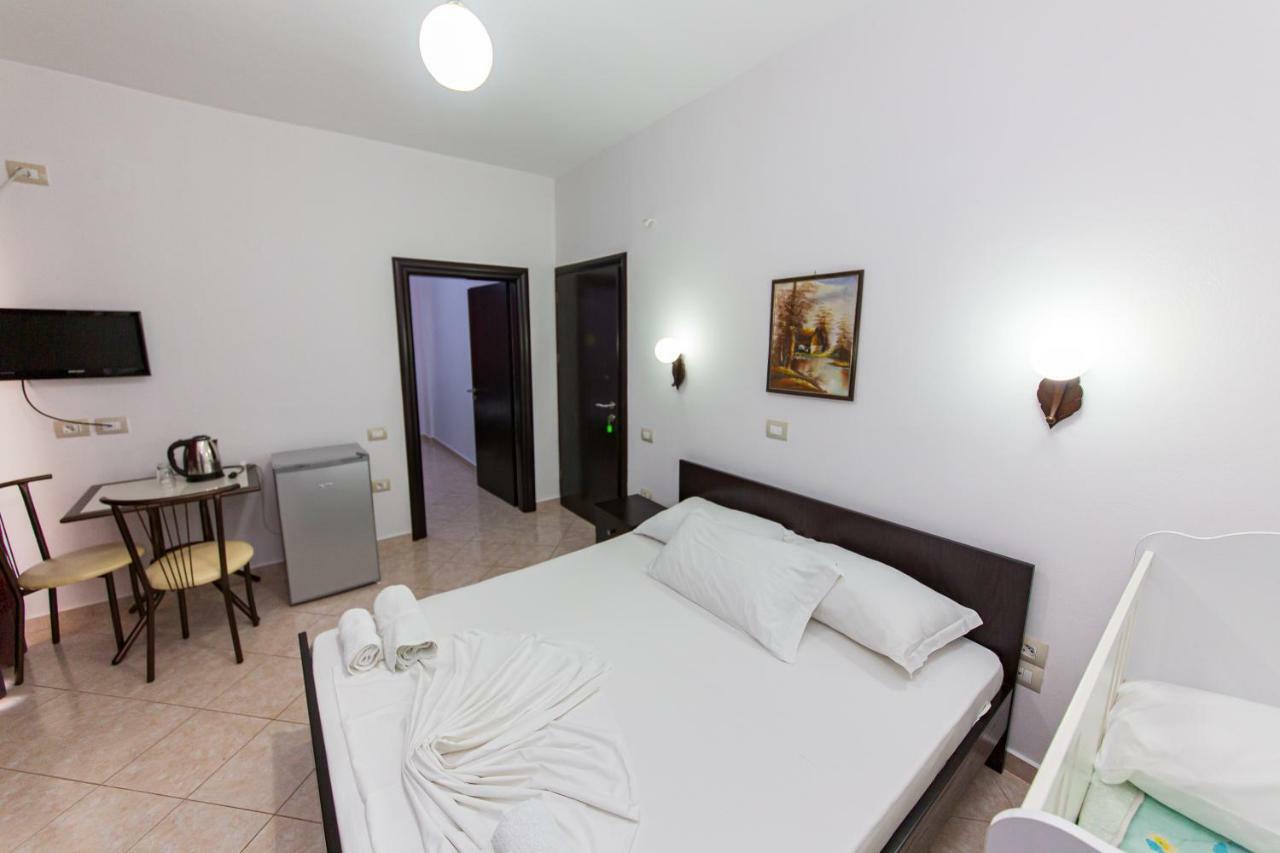 Hotel Mariksel Ksamil Luaran gambar