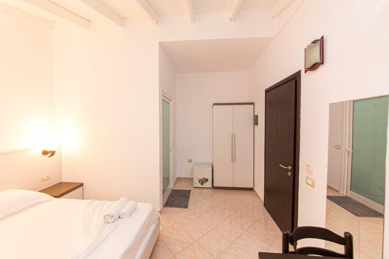 Hotel Mariksel Ksamil Luaran gambar