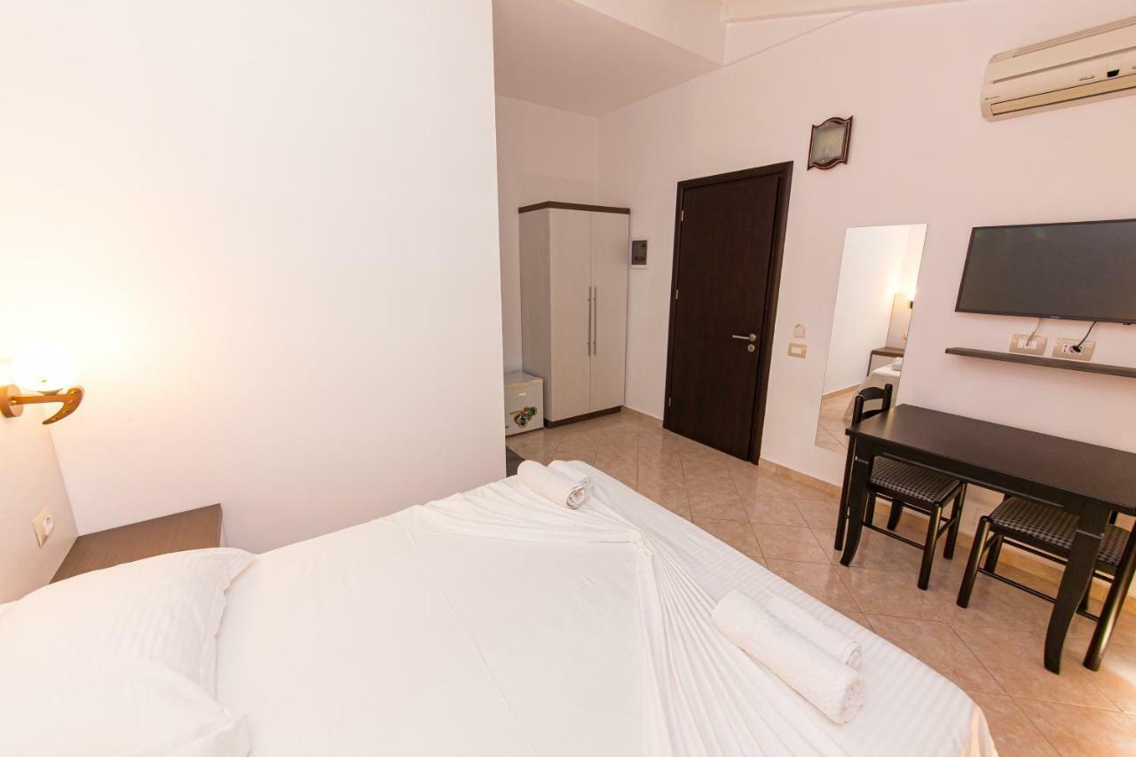 Hotel Mariksel Ksamil Luaran gambar